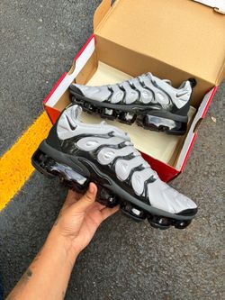 Grey Nike Vapormax Plus