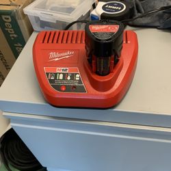 Milwaukee Lithium Battery Charger
