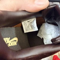 brown croc-embossed leather colorway, size 10