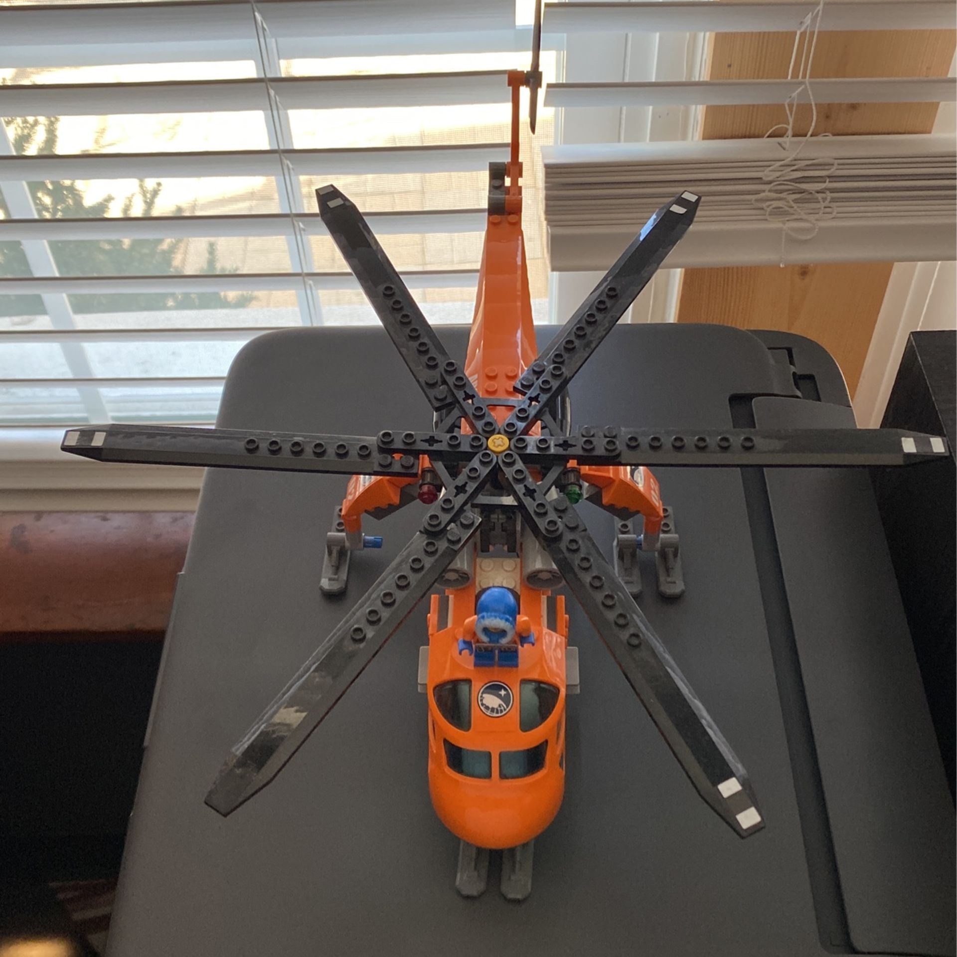 LEGO City Arctic Helicrane 60034