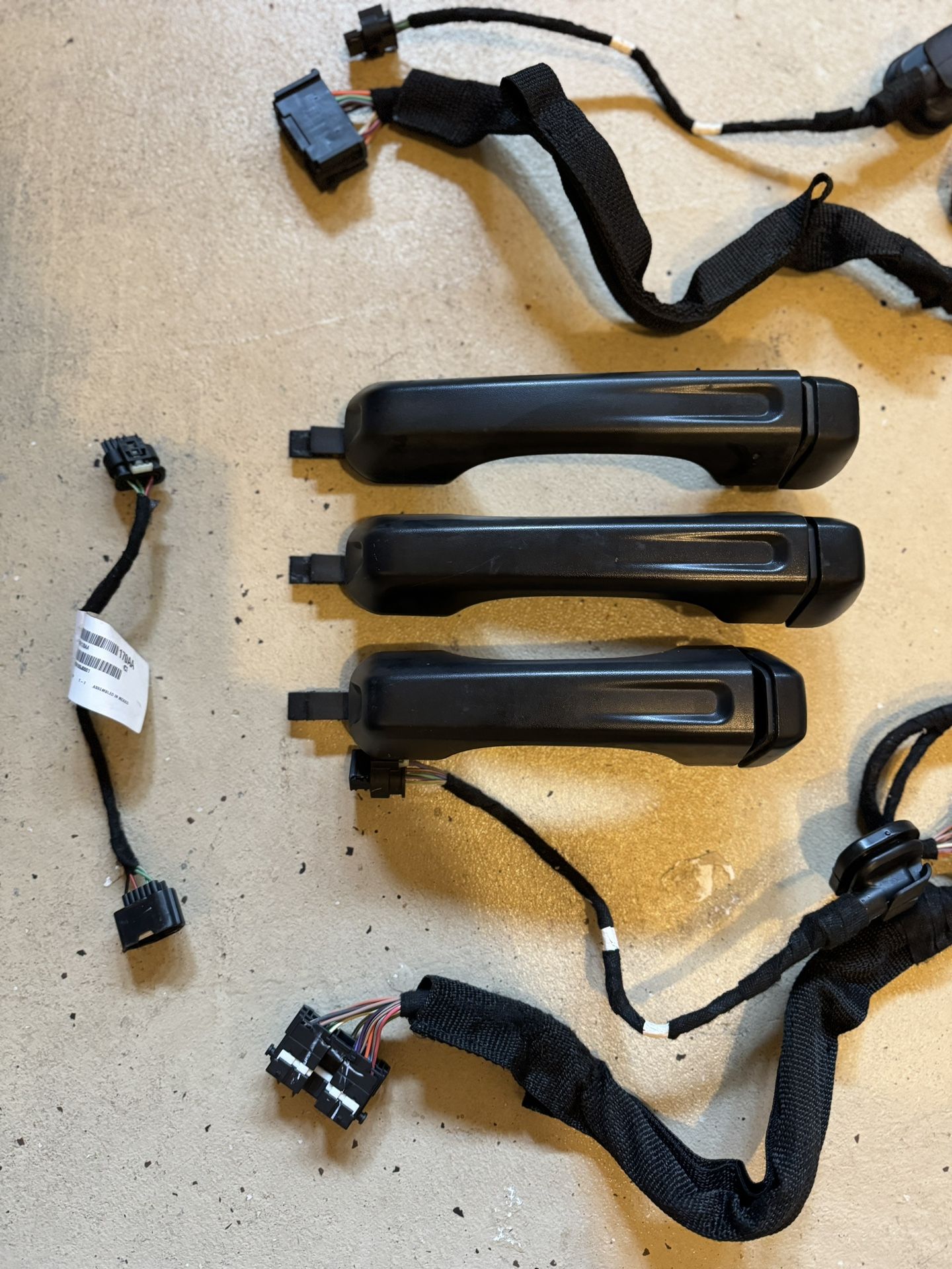 Mopar Door Wiring Harnesses For Jeep Wrangler JL