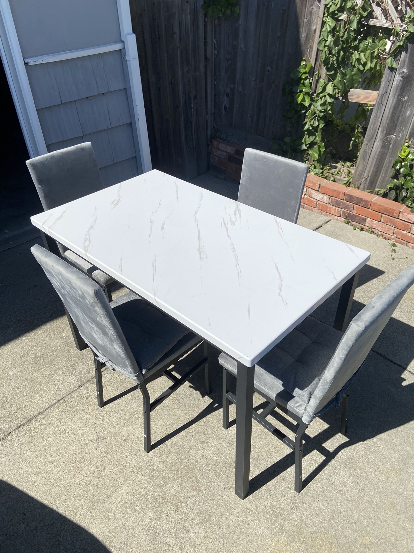 Dining Kitchen Table With 4 Chairs
