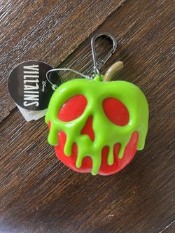 Bath And Body Works Poison Apple PocketBac Clip Evil Queen Villains Collection 