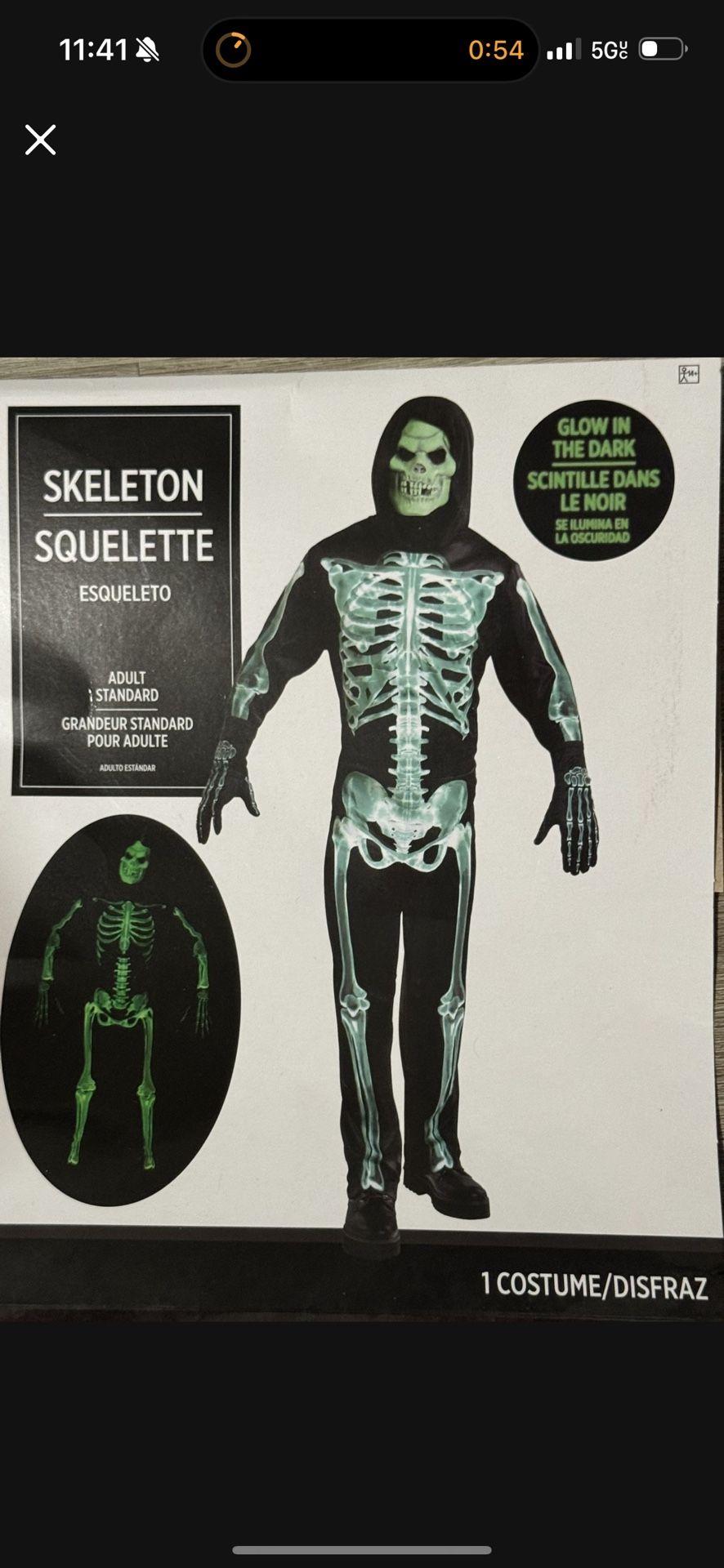 Costume