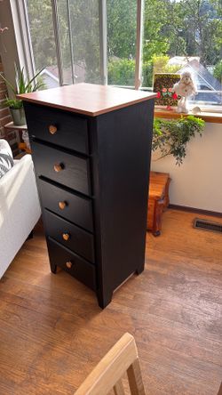 5 Tier Hardwood Dresser