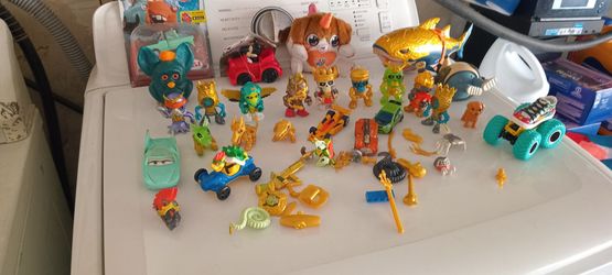 Juguetes nuevos y usados en buenas condiciones todos $80