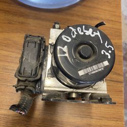 2012 Honda Odyssey 3.5 Abs Unit 