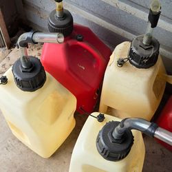 4 vp racing 5 gal gas cans