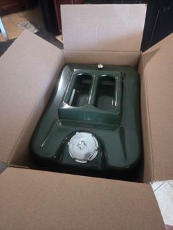 Gas can green gas can new