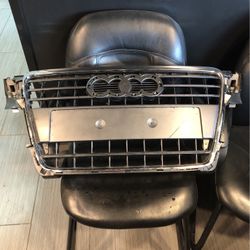 Audi 2007-2011 A4 Grill