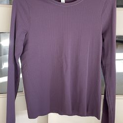 New Athleta In Motion Top Size Small