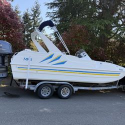 Pro-star Comet 21” Deck Boat Catamaran 