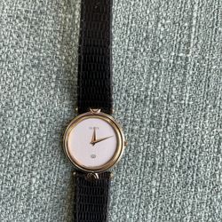 GUCCI 4500L 074-527 Gold Dial Round Women's Quartz Watch  Used Working