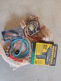 Airbrush X 2, Glue Gun