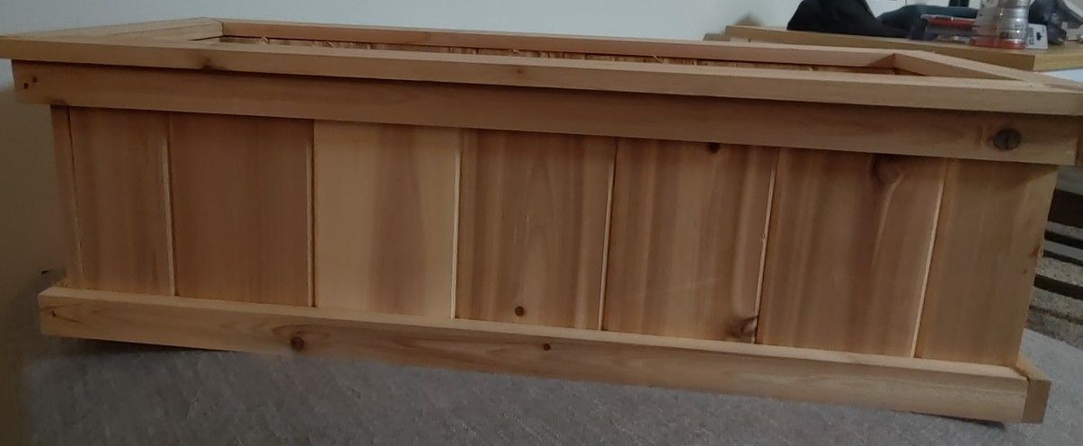 36 Inch Cascades Rectangular Cedar Wood Planters Retails For $79.88