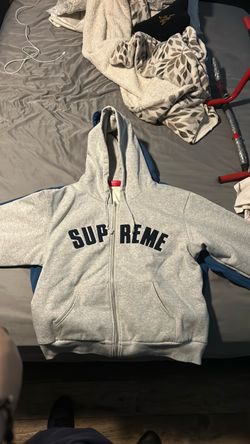 Supreme sweater(s)