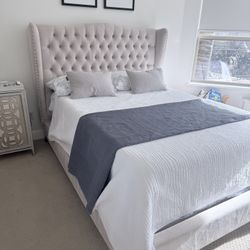 Queen Tufted Bed Frame (Box Spring included)