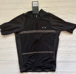 NEW Oakley Cycling Jersey Small