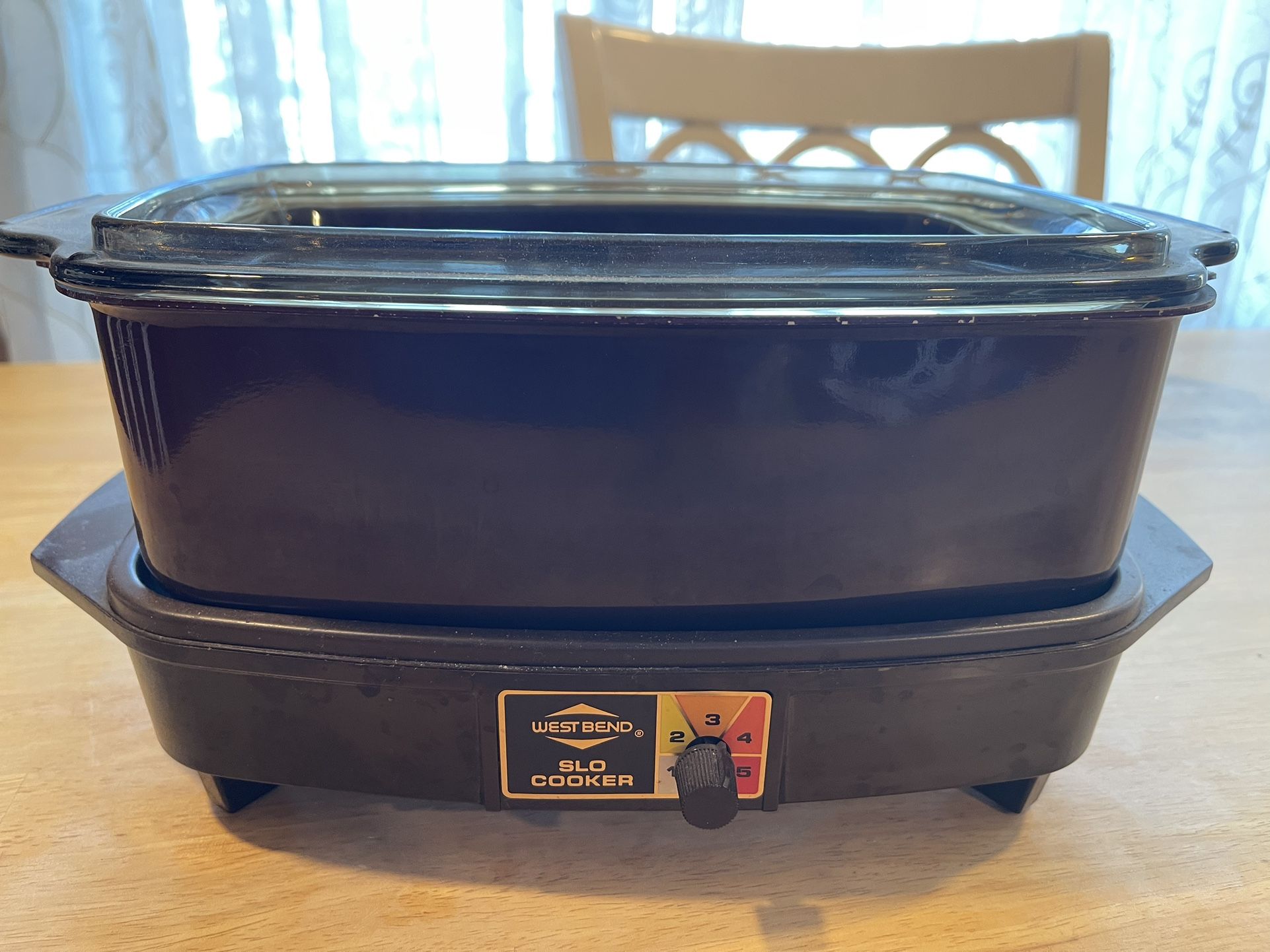 Vintage Slo Cooker By West Bend for Sale in Phillips Ranch, CA - OfferUp