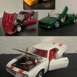 4 Car Lot 1/18 And 1/24 Scale