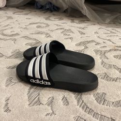 Addidas Slides, Used, Cleaned, Comfortable 
