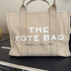 The Tote Bag 