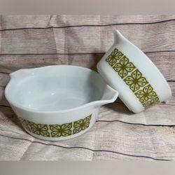 Vintage Pyrex White Green Flower Cinderella Casserole MCM set of 2