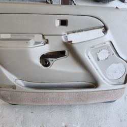 2003-2006 Silverado Left Door Panel