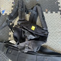 Lille Baby Carrier Black