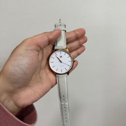 Women’s MVMT watch