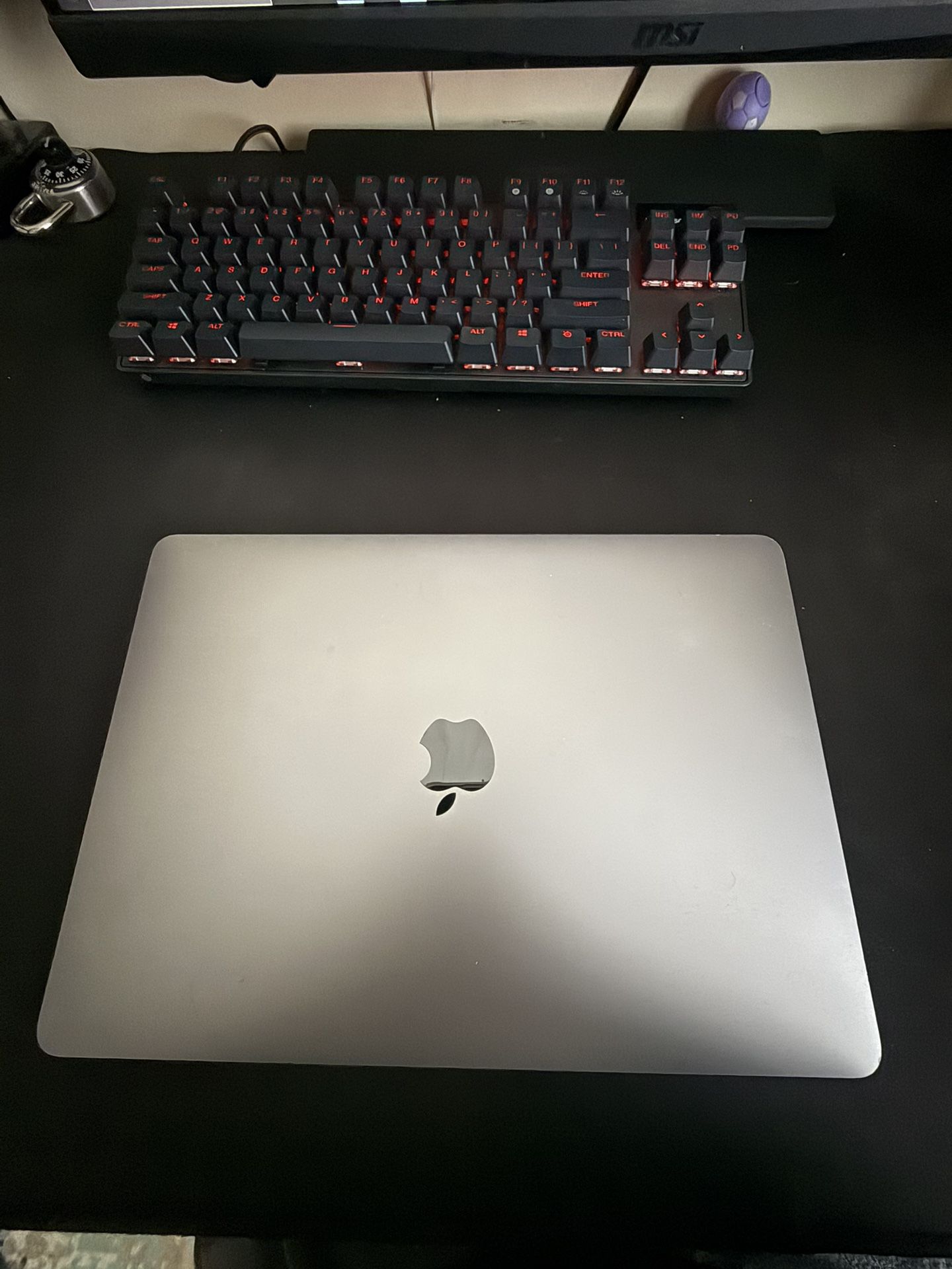 MacBook Air (M1, 2020) 13.3 inch