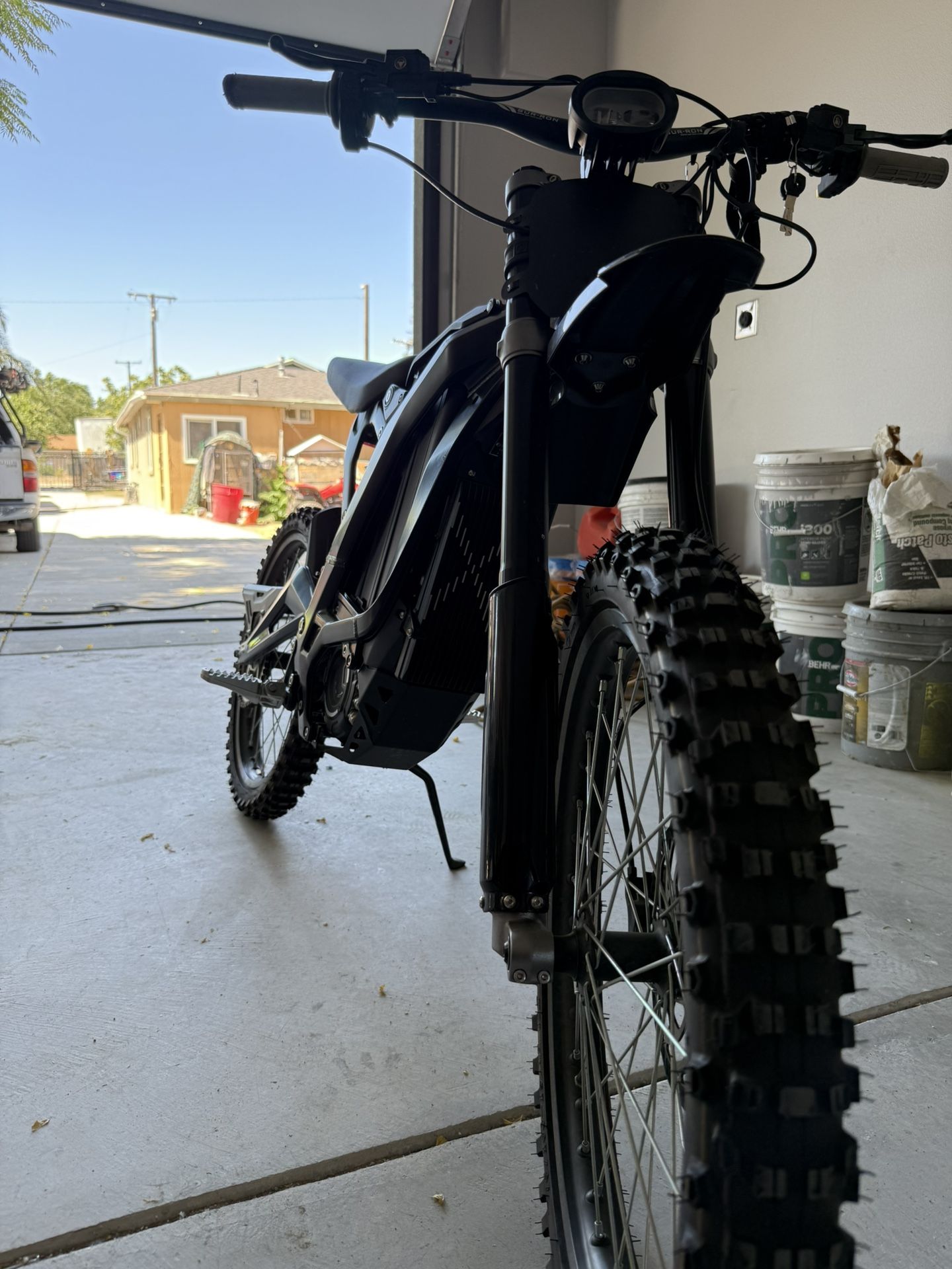 2024 SURRON LBX ONlY (39miles)