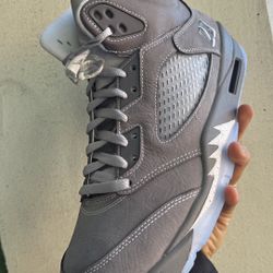 Jordan Retro 5 Wolf Grey 