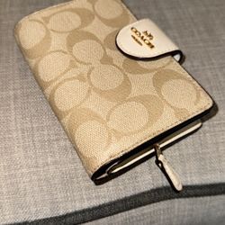 BRAND NEW Coach Waller