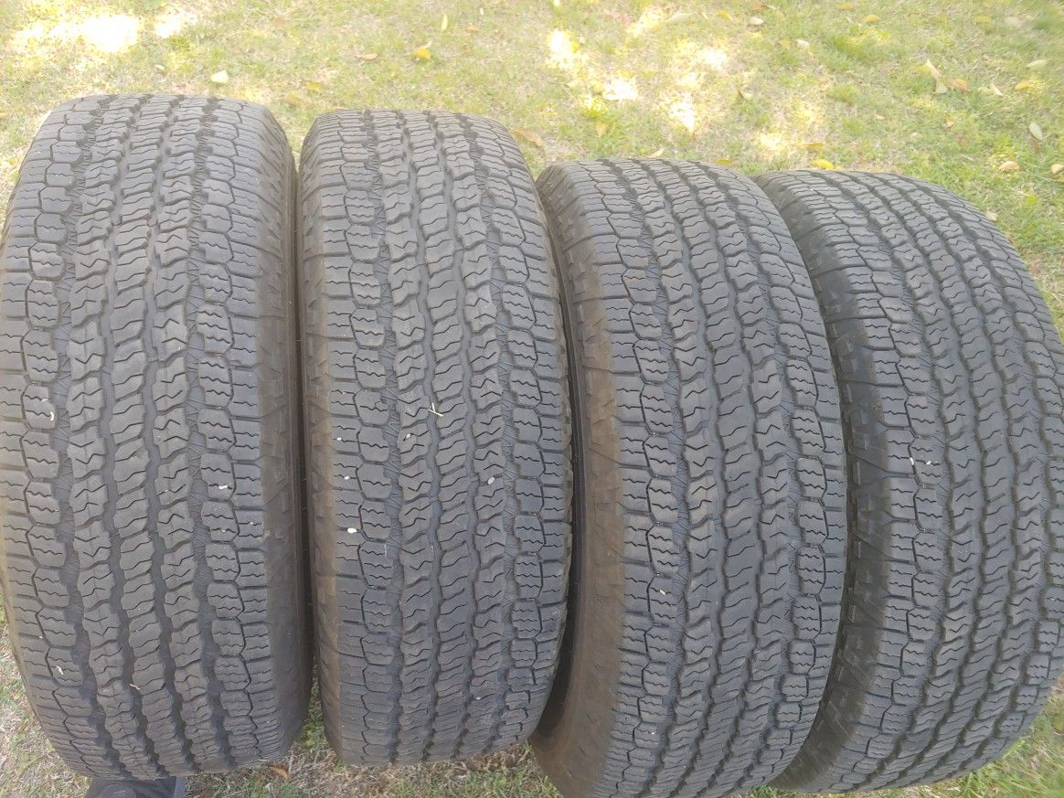 30' Wrangler All Terrain Tires