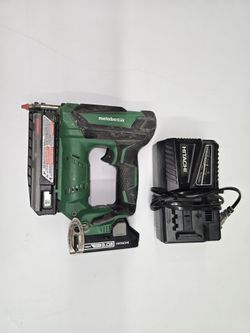 Metabo 18v 23ga Pin Gun With Battery And Charger 