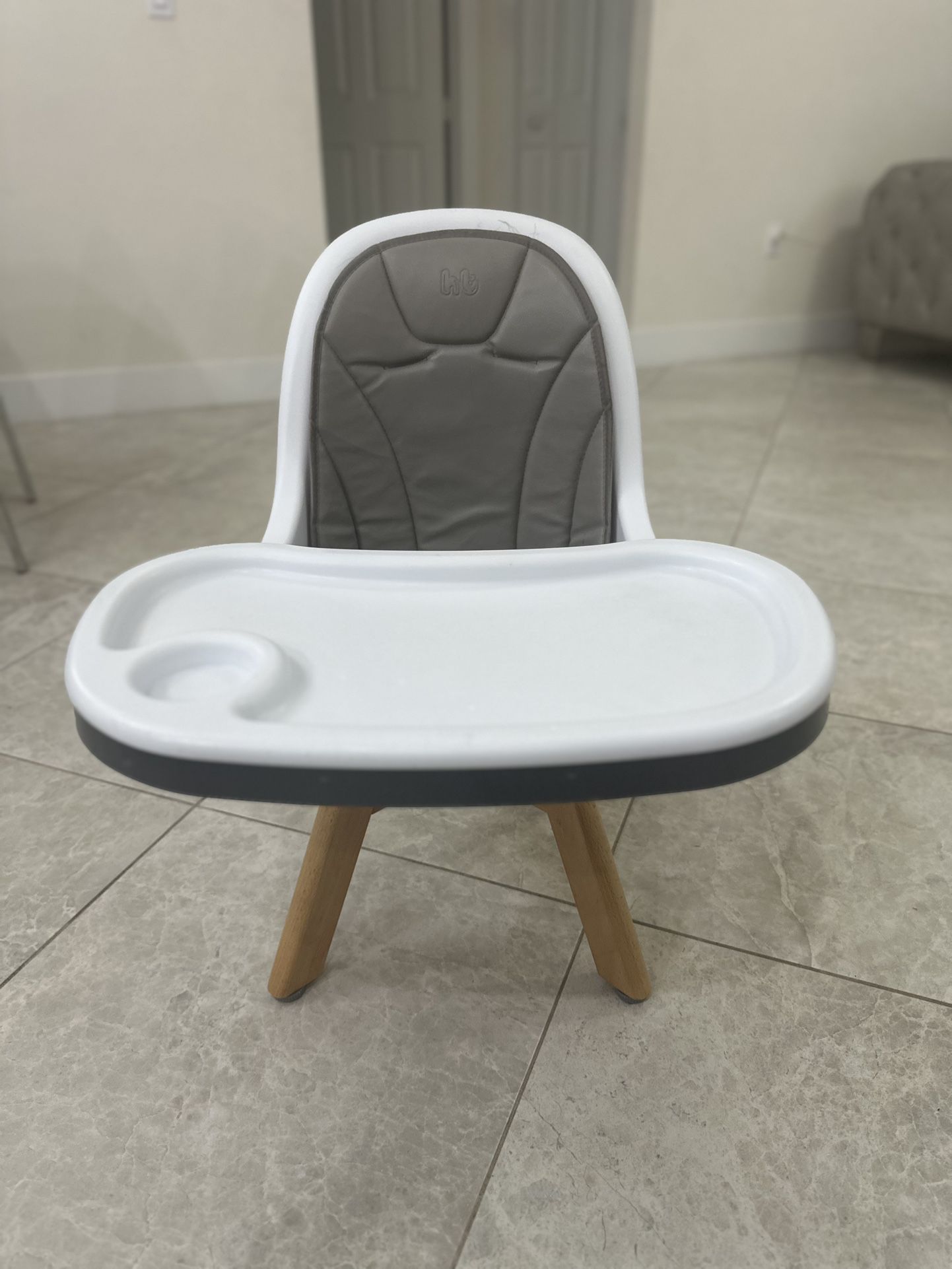Bebe Chair 