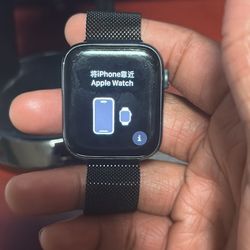 Apple Watch SE 44Mmm