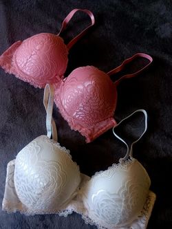 Soft White & Pink Bra Set