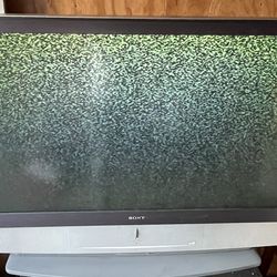 Vintage/Retro Sony Grand WEGA KF-50WE610 50-Inch HDTV-Ready LCD Rear Projection TV