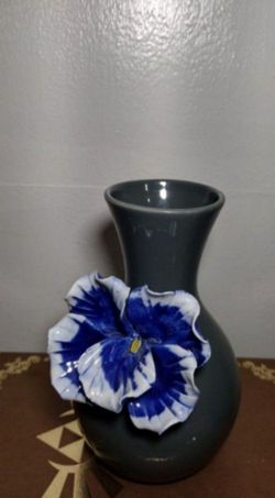 ANTHROPOLOGY PANSY CERAMIC VASE 8"