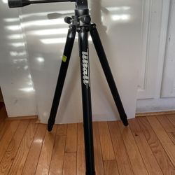 Extra Heavy Duty Tiltall Tripod
