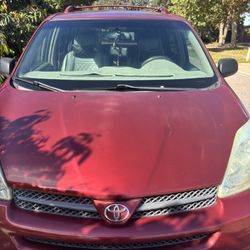 2004 Toyota Sienna