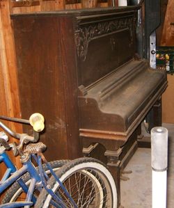 Early 1900s upright piano