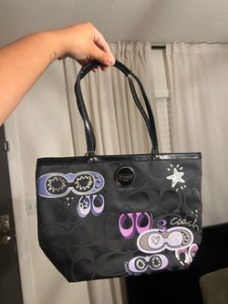 Coach Signature Tote Bag with Graphic Print