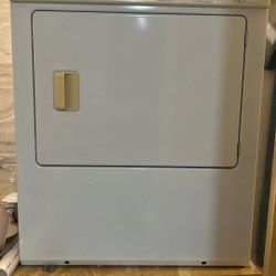 Selling Kenmore Dryer In Good Condition 