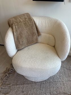 Beautiful Cozy Swivel Chair