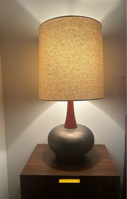 Pair of end table lamps