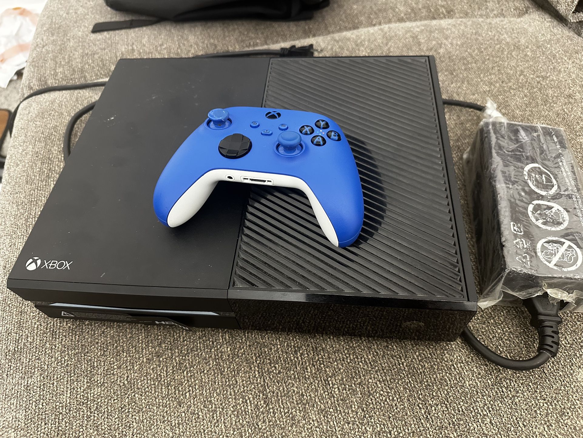 Xbox One Console 500GB. Model 1540