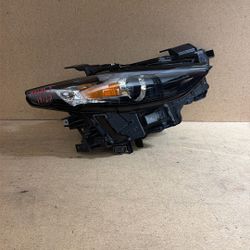 Mazda 3 Right Passenger Headlight 2019 2020 2021 2022 2023
